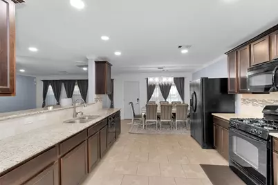 1604 Hickory Burl Lane, Conroe, TX 77301 - Photo 10