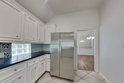 2223 Ridgefield Park Lane, Richmond, TX 77469 - Photo 4