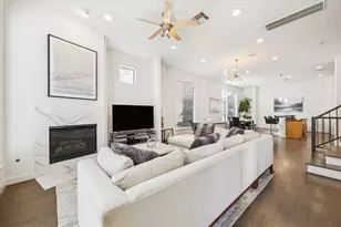 902 Roy St, Houston, TX 77007 - Photo 1