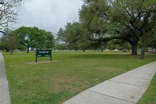 5617 Malmedy Rd, Houston, TX 77033 - Photo 20