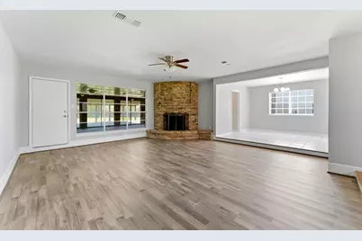 18 Panorama Drive, Conroe, TX 77304 - Photo 6