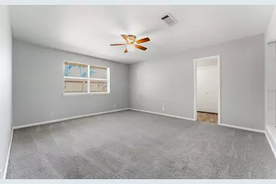 18 Panorama Drive, Conroe, TX 77304 - Photo 18