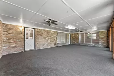 18 Panorama Drive, Conroe, TX 77304 - Photo 16