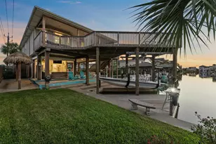 22102 Pecos Dr, Galveston, TX 77554 - Photo 4