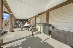 22102 Pecos Dr, Galveston, TX 77554 - Photo 28