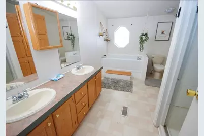 1611 Bunyard Road, Alvin, TX 77511 - Photo 8