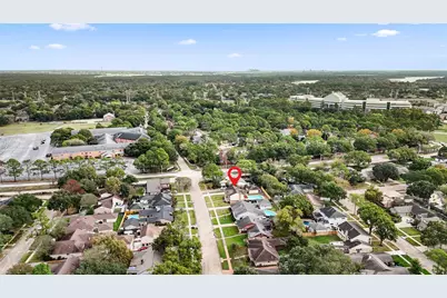 16438 Glenshannon Drive, Houston, TX 77059 - Photo 38