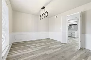 16438 Glenshannon Dr, Houston, TX 77059 - Photo 10