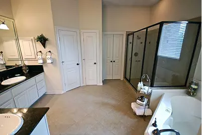 8602 Two Sisters Court, Missouri City, TX 77459 - Photo 2