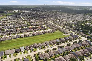9951 Chimney Swift Ln, Conroe, TX 77385 - Photo 38
