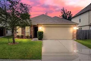 9951 Chimney Swift Ln, Conroe, TX 77385 - Photo 2