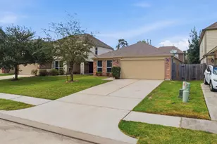 9951 Chimney Swift Ln, Conroe, TX 77385 - Photo 6