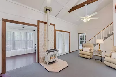 124 Broken Bow Road, La Grange, TX 78945 - Photo 8