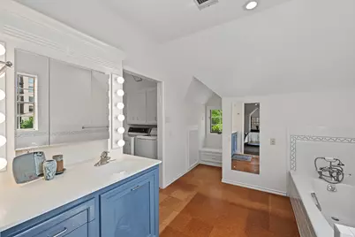 1990 W Clay Street, Houston, TX 77019 - Photo 16