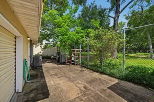 1990 W Clay St, Houston, TX 77019 - Photo 28