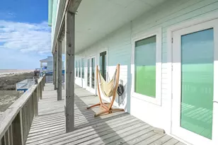 23110 Gulf Dr, Galveston, TX 77554 - Photo 12