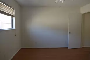 13840 Hollowgreen Dr, Houston, TX 77082 - Photo 12