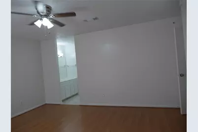 13840 Hollowgreen Drive #106, Houston, TX 77082 - Photo 14