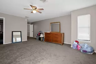 7002 Valmont Dr, San Antonio, TX 78240 - Photo 16