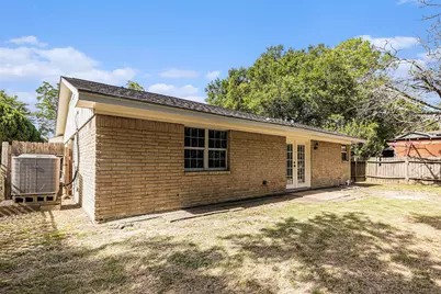 1026 Lobitt Street, Alvin, TX 77511 - Photo 24