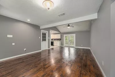 1026 Lobitt Street, Alvin, TX 77511 - Photo 8
