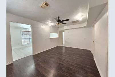 9621 Sweetwater Lane, Houston, TX 77037 - Photo 4