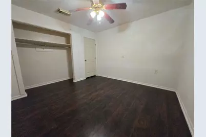 9621 Sweetwater Lane, Houston, TX 77037 - Photo 12