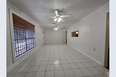 9621 Sweetwater Lane, Houston, TX 77037 - Photo 6
