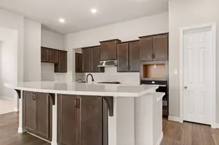 30906 Pigeon Vly Dr, Waller, TX 77484 - Photo 2