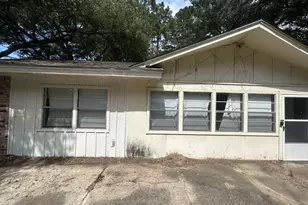 1806 S Elizabeth Ave, Kirbyville, TX 75956 - Photo 1