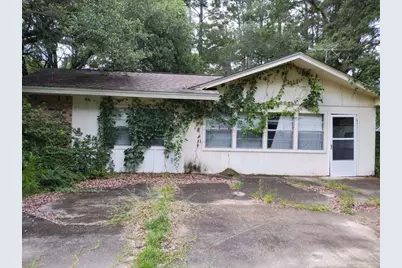 1806 S Elizabeth Avenue, Kirbyville, TX 75956 - Photo 1