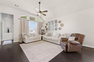 9206 Kay-Kay Ct, Mont Belvieu, TX 77523 - Photo 6