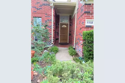 6918 Springcrest Court, Sugar Land, TX 77479 - Photo 2