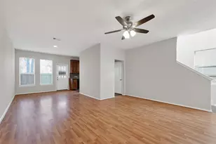 16526 Pentonshire Ln, Houston, TX 77090 - Photo 2