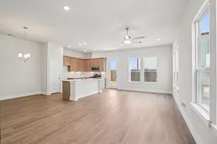 13447 Sun Cay Dr, Houston, TX 77047 - Photo 2