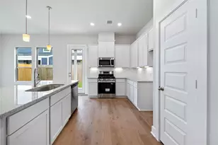 13447 Sun Cay Dr, Houston, TX 77047 - Photo 6