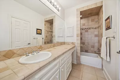 2643 Westgate Street, Houston, TX 77098 - Photo 8