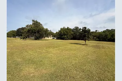 302 Channelview Drive, Anahuac, TX 77514 - Photo 32