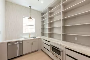 1113 Voight St, Houston, TX 77009 - Photo 8