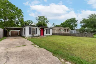 708 Gresham St, Baytown, TX 77520 - Photo 2
