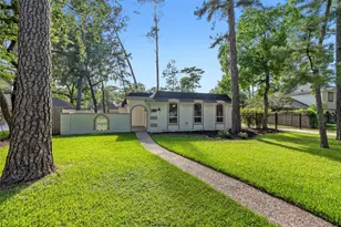 6530 Bayonne Dr, Spring, TX 77389 - Photo 2