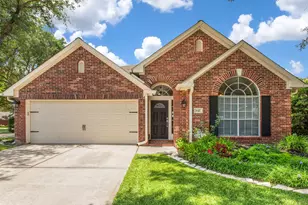 642 Avery Dr, Sugar Land, TX 77479 - Photo 1