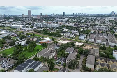 5119 Eigel Street, Houston, TX 77007 - Photo 6