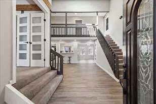 15754 Walkwood Dr, Houston, TX 77079 - Photo 2