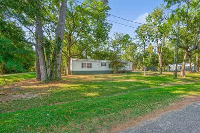 14 County Road 2400, Hull, TX 77564 - Photo 4