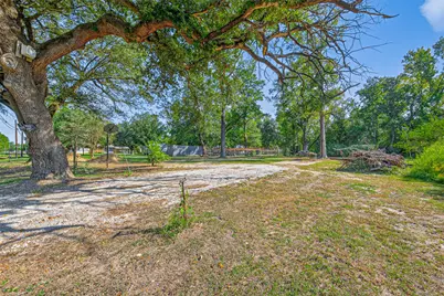 14 County Road 2400, Hull, TX 77564 - Photo 34