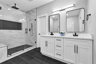 9026 Lawncliff Ln, Houston, TX 77040 - Photo 24