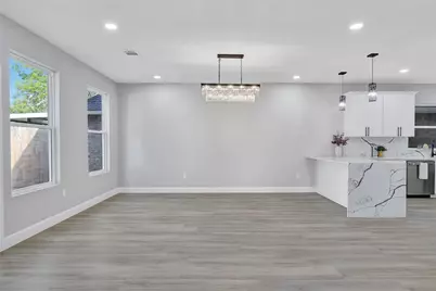 9026 Lawncliff Lane, Houston, TX 77040 - Photo 8