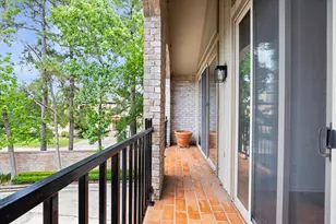 4 River Hollow Ln, Houston, TX 77027 - Photo 24