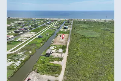 1112 Pennington Street, Gilchrist, TX 77617 - Photo 14